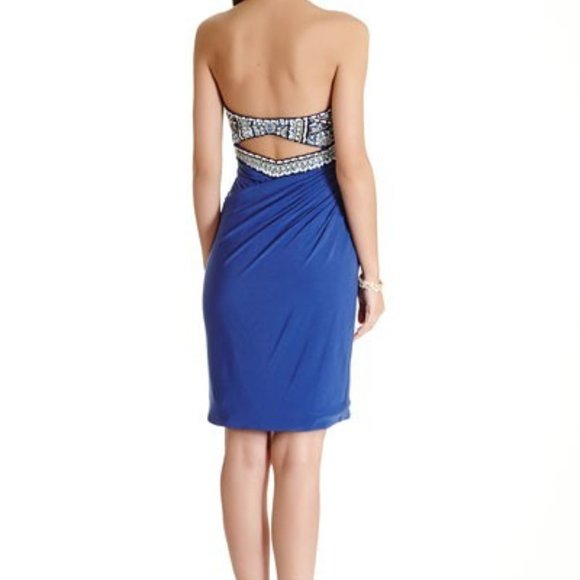 Back Cut-out, Blingy Sexy Cruise Dress Sweethear - Picture 2 of 14